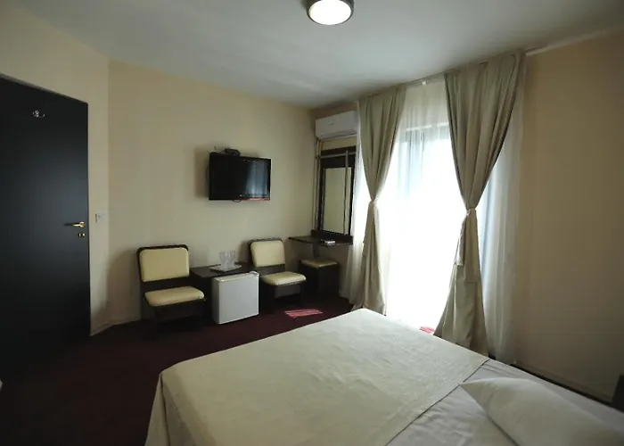 Casa Izabela Gazde/Camere de închiriat