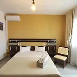 Δωμάτια σε οικογενειακή κατοικία Casa Izabela *