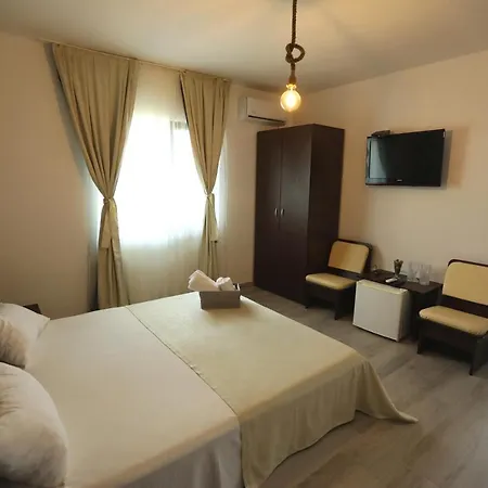 Homestay Casa Izabela Navodari
