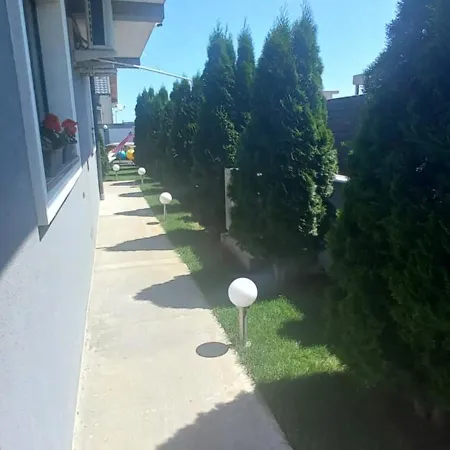 Δωμάτια σε οικογενειακή κατοικία Casa Izabela